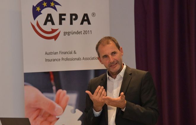 Vorsorgeexperte Gerhard Danler beim Afpa-Marktdialog (Bild: Foto Risavy)