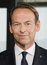 Uniqa-CEO Andreas Brandstetter (Bild: Uniqa/Natascha Unkart, Isabelle Köhler)