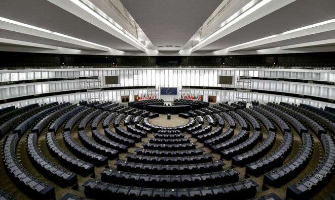 EU-Parlament in Straßburg, Plenarsaal (Bild: Frederic Köberl/Unsplash)