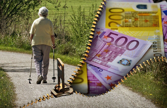 Seniorin, Euro-Banknoten (Bild: Alexa/Pixabay)