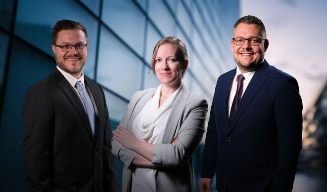 V.l.n.r.: Hans-Peter Gaube, Julia Pleyer und Thomas Steingläubl (Bild: Together CCA)