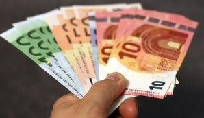 Euro-Banknoten (Bild: Moerschy/Pixabay)