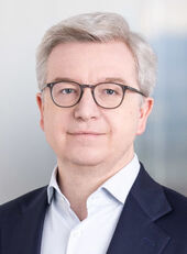 Michael Höllerer (Bild: Raiffeisen NÖ-Wien/Eva Kelety)