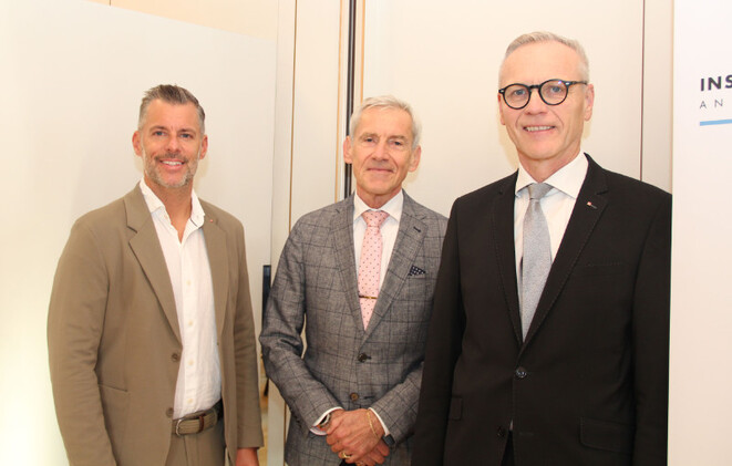 V.l.n.r.: Roland Lettner, Johann Höllwerth, Othmar Nagl (Bild: Institut für Versicherungswirtschaft) V.l.n.r.: Roland Lettner, Johann Höllwerth, Othmar Nagl (Bild: Institut für Versicherungswirtschaft)