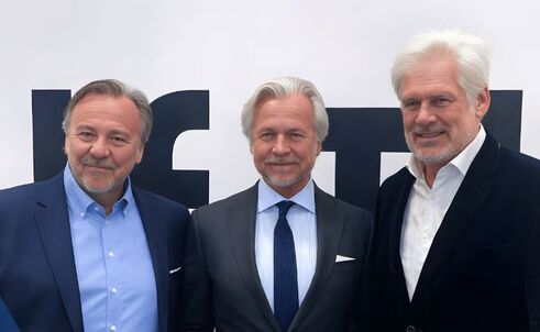 IRM-Geschäftsführer Christian Wimmer, HBC-CEO Gert Schlossmacher und IRM-Geschäftsführer Michael Patocka (Bild: HBC GmbH) IRM-Geschäftsführer Christian Wimmer, HBC-CEO Gert Schlossmacher und IRM-Geschäftsführer Michael Patocka (Bild: HBC GmbH)